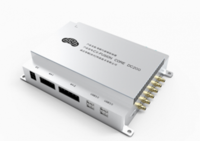 高算力具身智能新脑力，工业机器人精准作业达厘米级