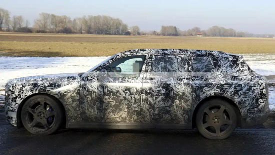 劳斯莱斯首款纯电SUV谍照 或于2026年发布