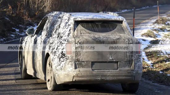 劳斯莱斯首款纯电SUV谍照 或于2026年发布